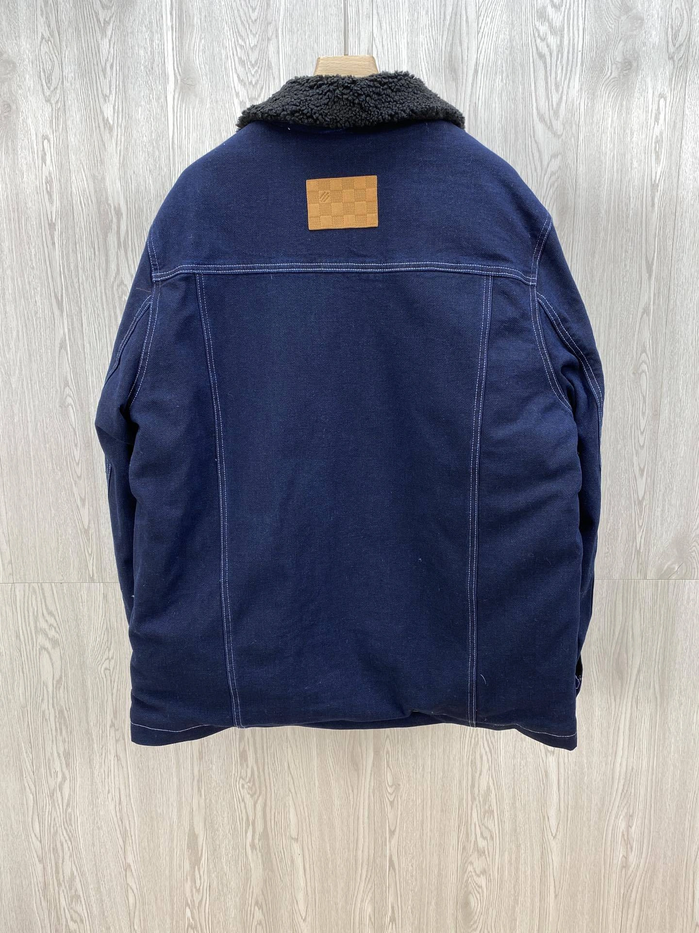 wg.luxury- 8V oversized item:D-F409L2324